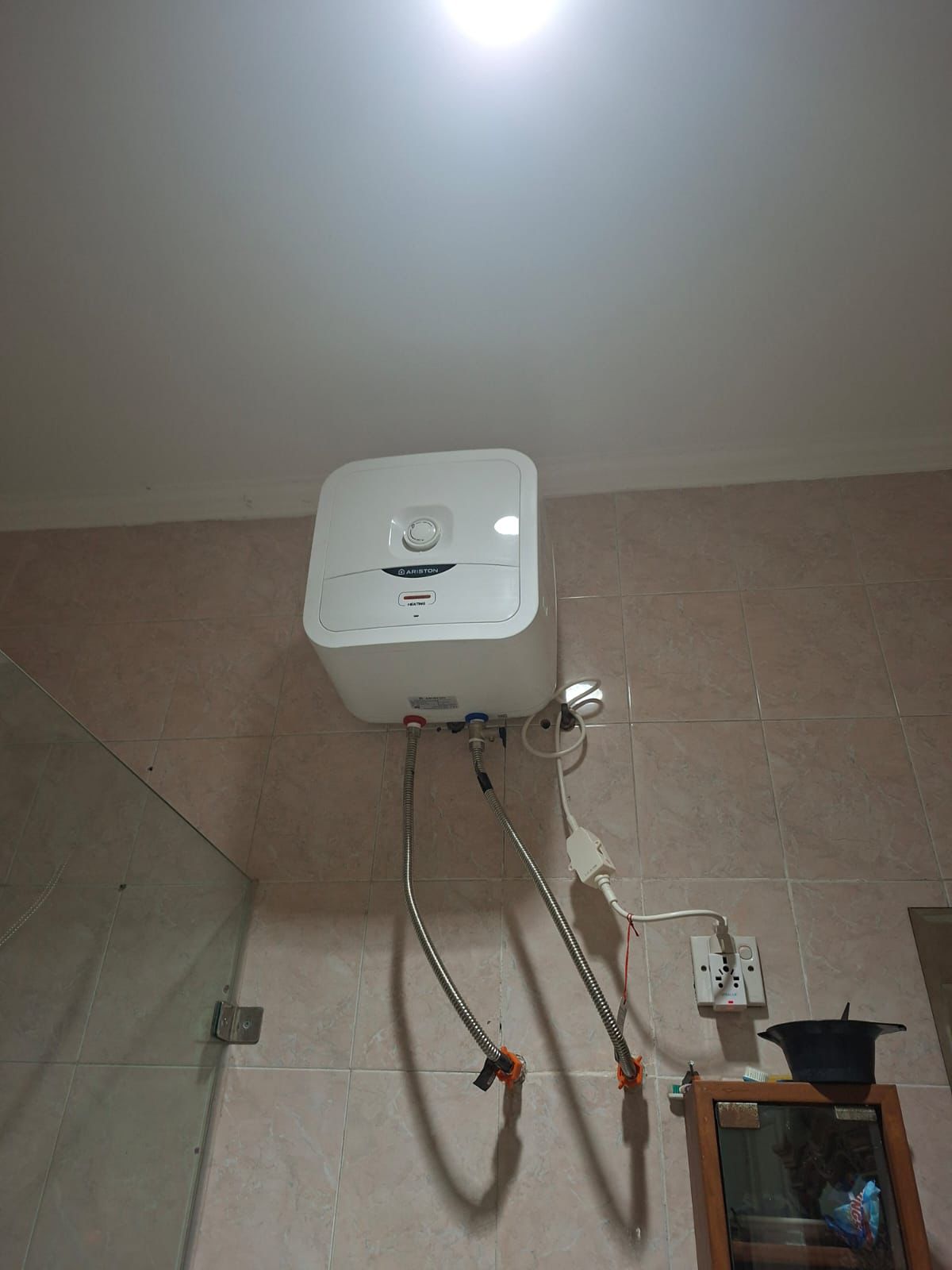 Dokumentasi layanan service Ariston 20