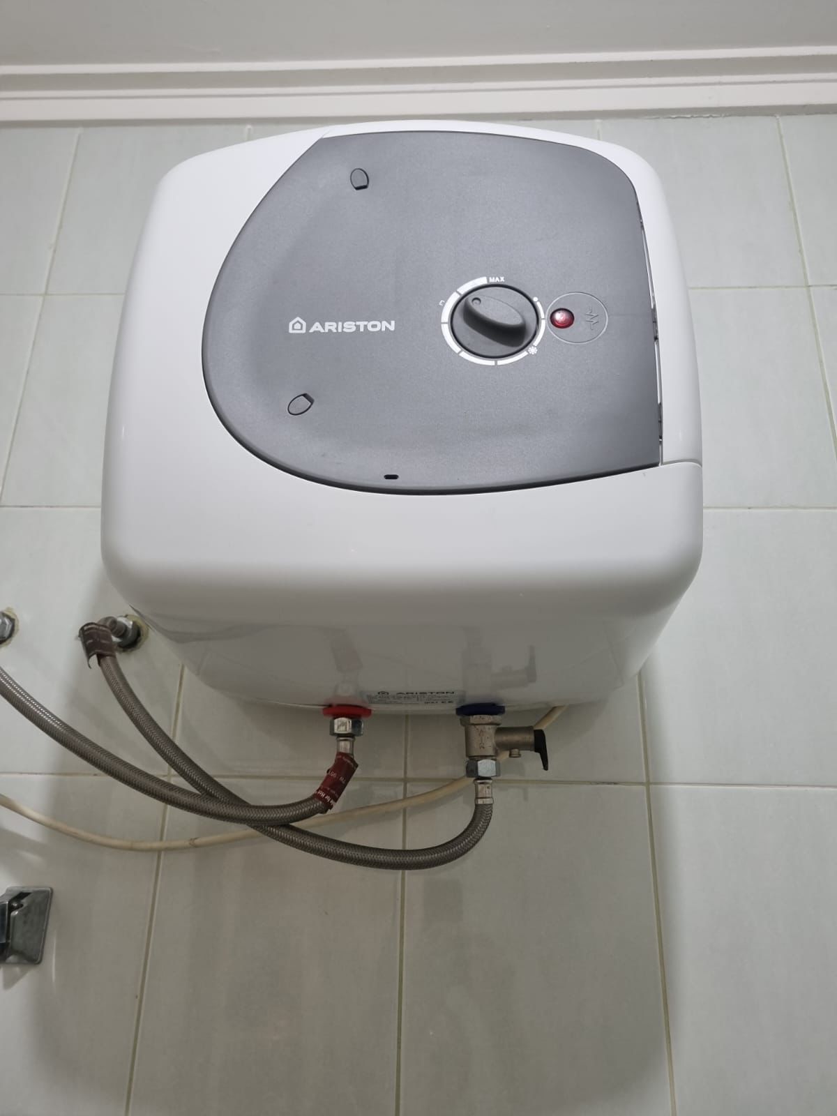 Dokumentasi layanan service Ariston 6